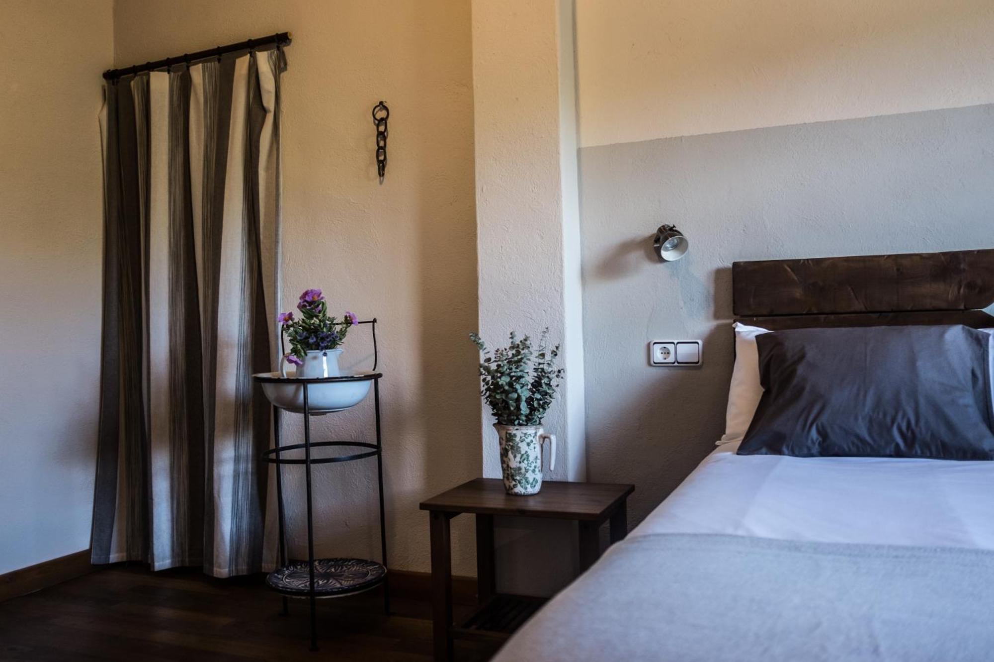 Mas De L'Arlequi Konuk evi Rojals Oda fotoğraf
